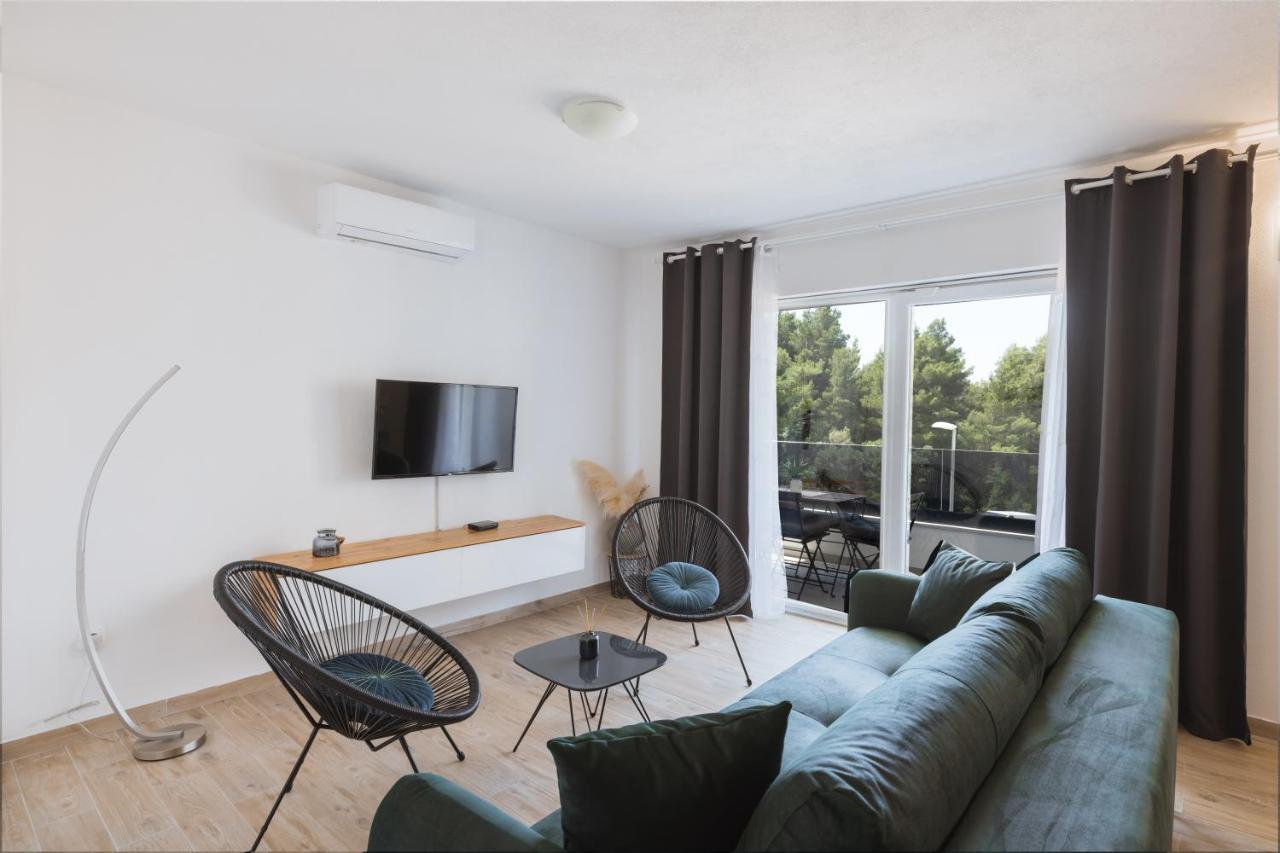 Apartments Marusic Makarska Exterior foto