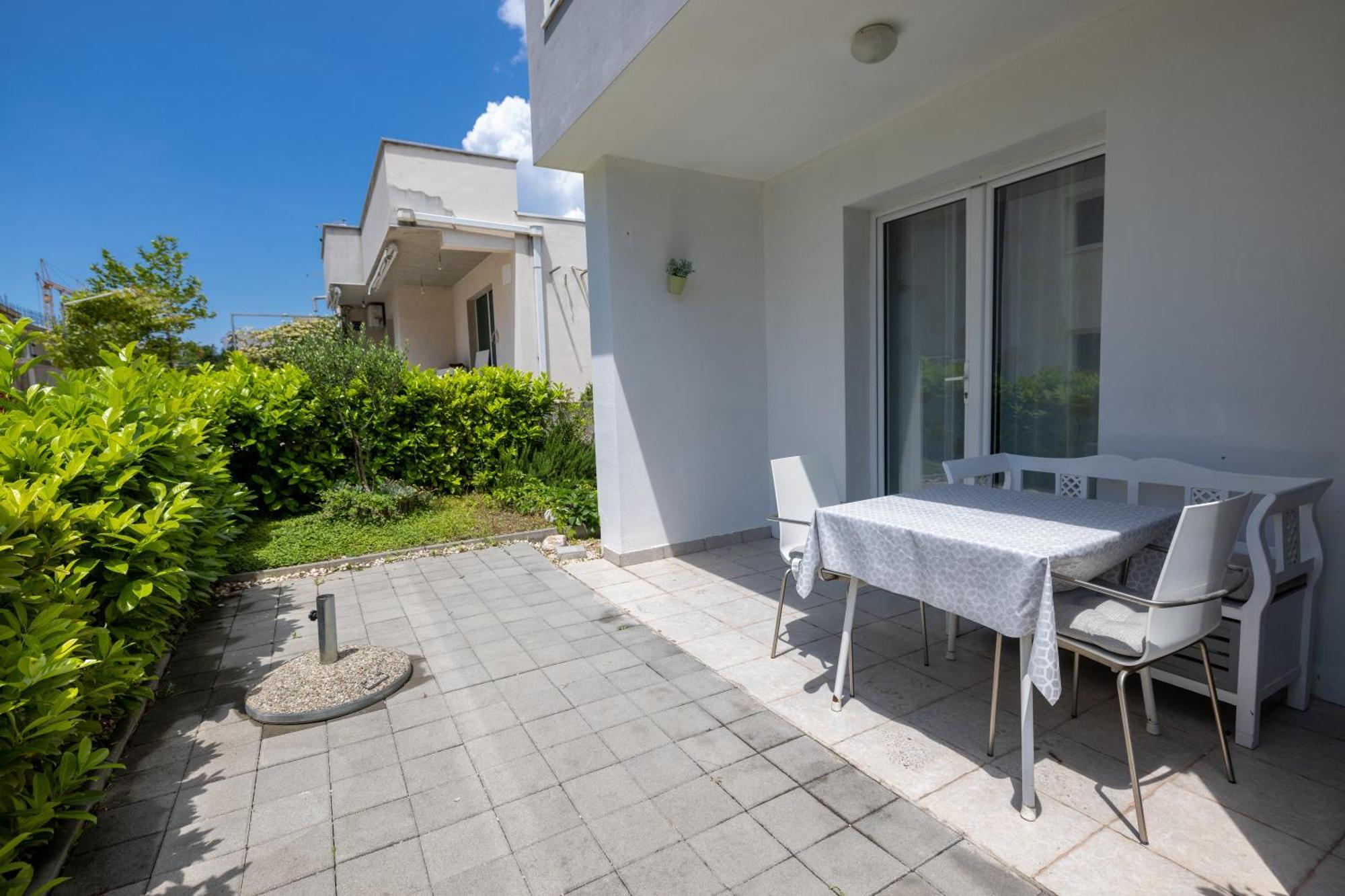 Apartments Marusic Makarska Exterior foto